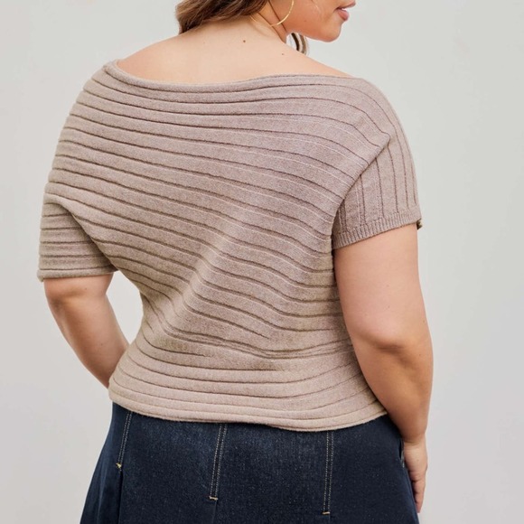 Cider Brown Stretch Knit Asymmetrical Sweater Top – Size 2X - Picture 4 of 8